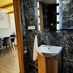 Nad Stawami Z Jacuzzi I Sauna 4 بيت للعطل *