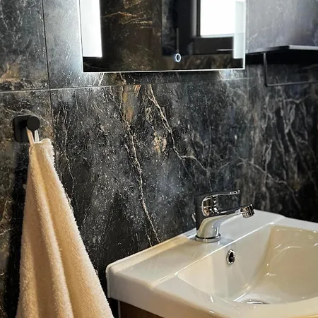 Nad Stawami Z Jacuzzi I Sauna 4 Holiday home Woliborz