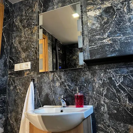 Holiday home Nad Stawami Z Jacuzzi I Sauna 4 *