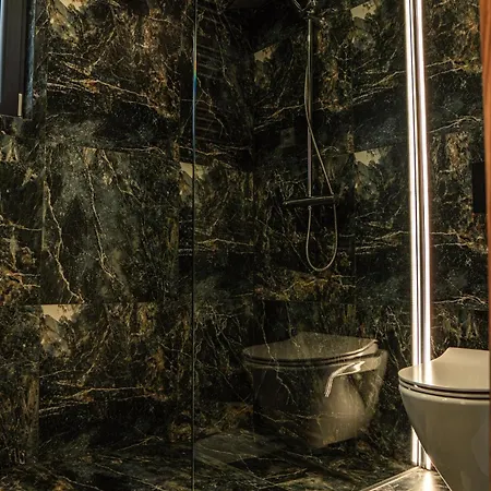 Nad Stawami Z Jacuzzi I Sauna 4 * Woliborz