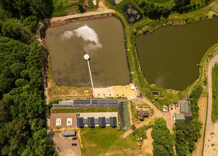 Dom wakacyjny Nad Stawami Z Jacuzzi I Sauną 4 Woliborz